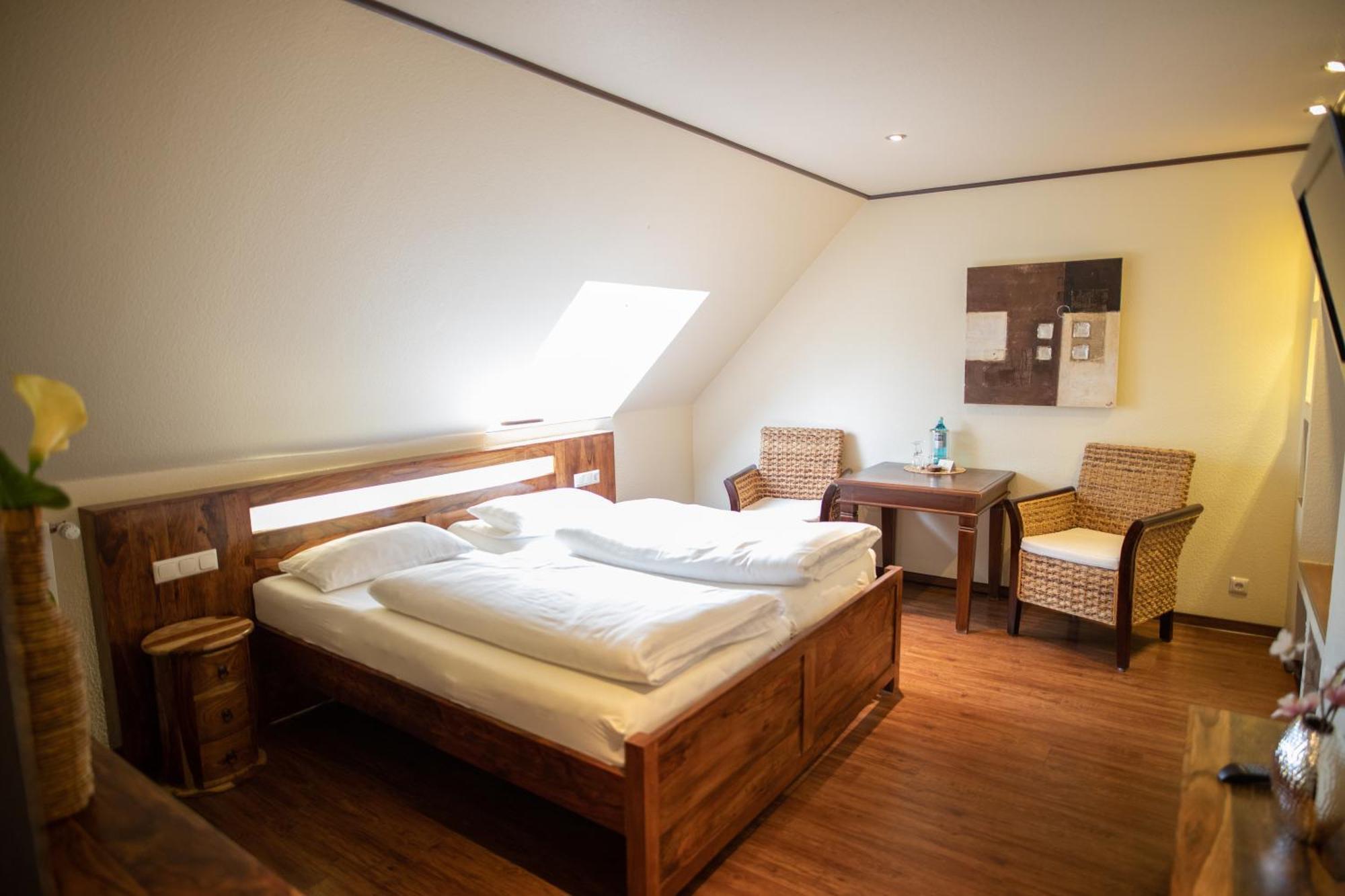 Vier Jahreszeiten Rooms Husum  Екстериор снимка